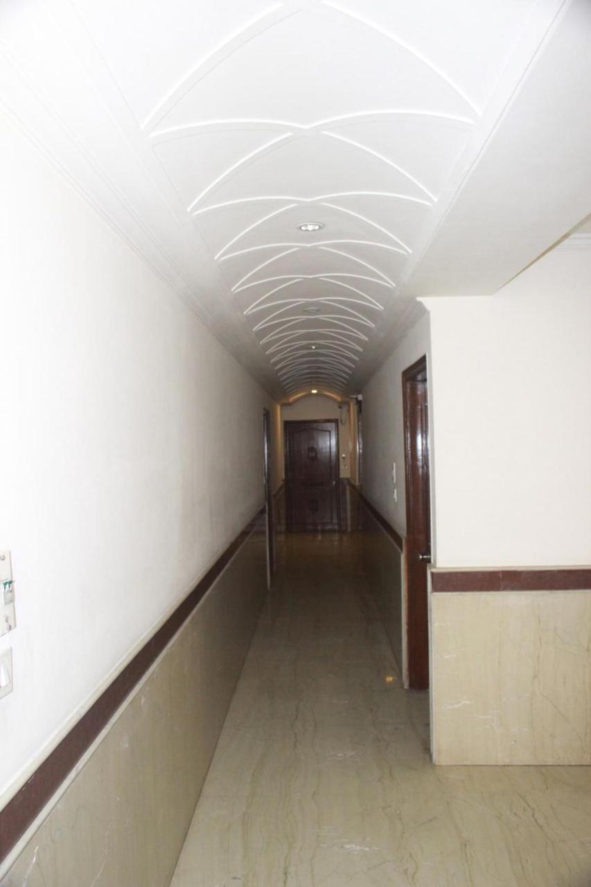 Hotel Smart Plaza New Delhi Luaran gambar